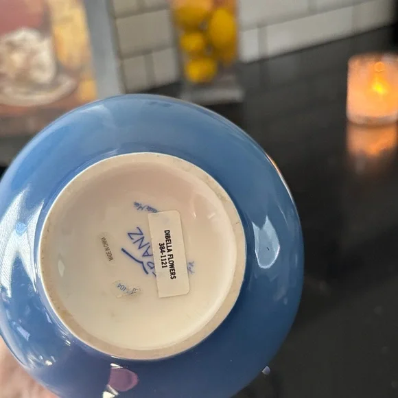 Stunning Sunflower Ceramic Vase - Picture 6 of 6